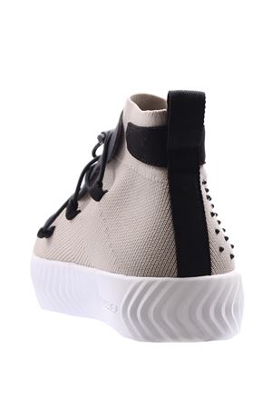 Slip on con fascia FESSURA | ARROWTABBEIGE