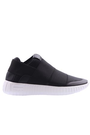 Slip on con fascia FESSURA | DINGHYSPORTBLACK